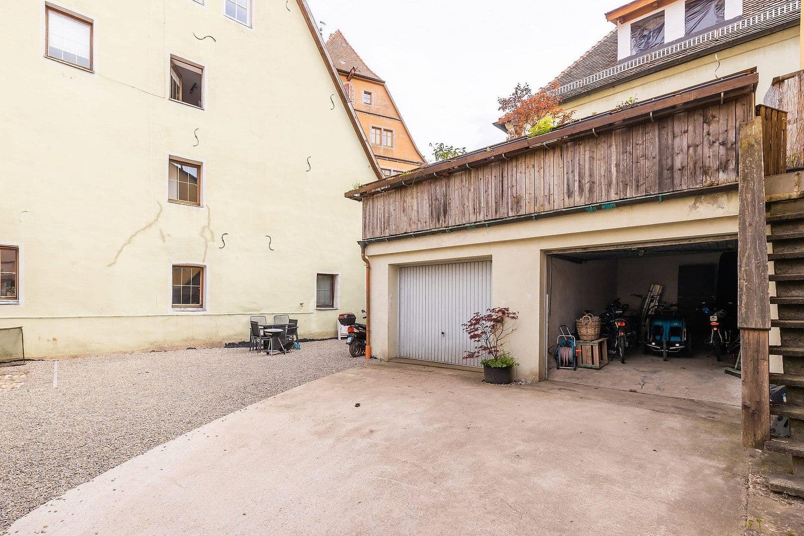 Prodej domu 540 m², pozemek 430 m², Judengasse 32, Rothenburg ob der Tauber, Bavorsko Prodej domu 540 m², pozemek 430 m², Judengasse 32, Rothenburg ob der Tauber, Bavorsko