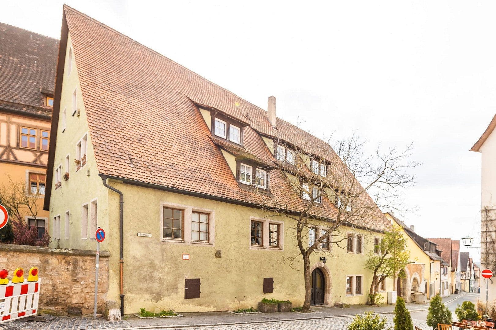 Prodej domu 540 m², pozemek 430 m², Judengasse 32, Rothenburg ob der Tauber, Bavorsko Prodej domu 540 m², pozemek 430 m², Judengasse 32, Rothenburg ob der Tauber, Bavorsko