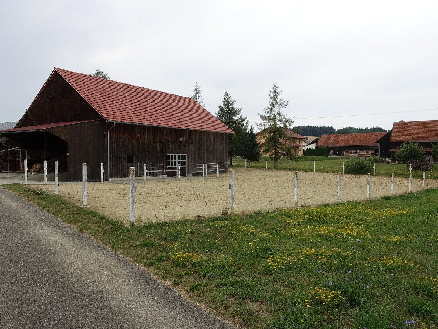 Prodej domu 167 m², pozemek 2.495 m², Laberweinting, Bavorsko Prodej domu 167 m², pozemek 2.495 m², Laberweinting, Bavorsko