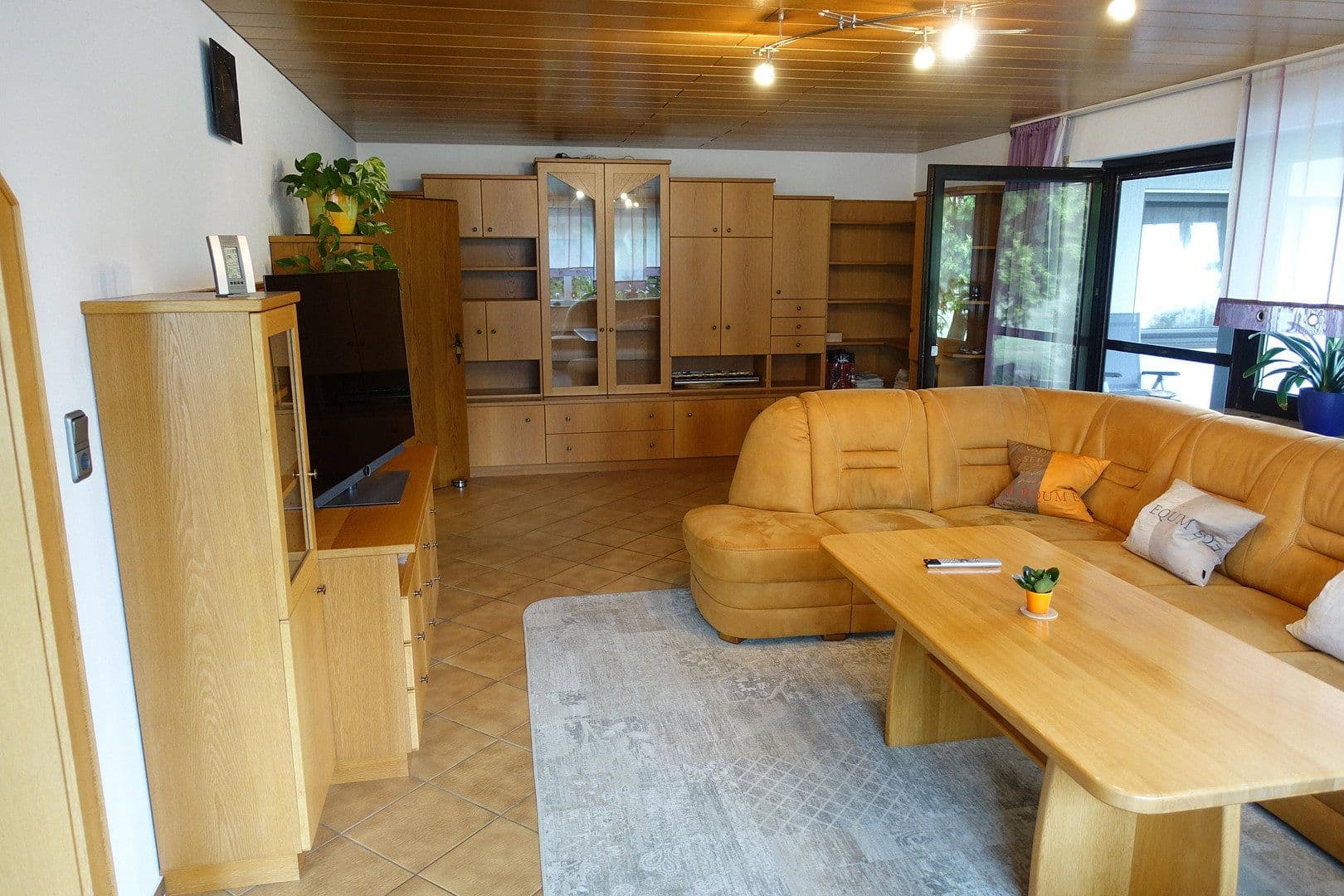 Prodej domu 167 m², pozemek 2.495 m², Laberweinting, Bavorsko Prodej domu 167 m², pozemek 2.495 m², Laberweinting, Bavorsko
