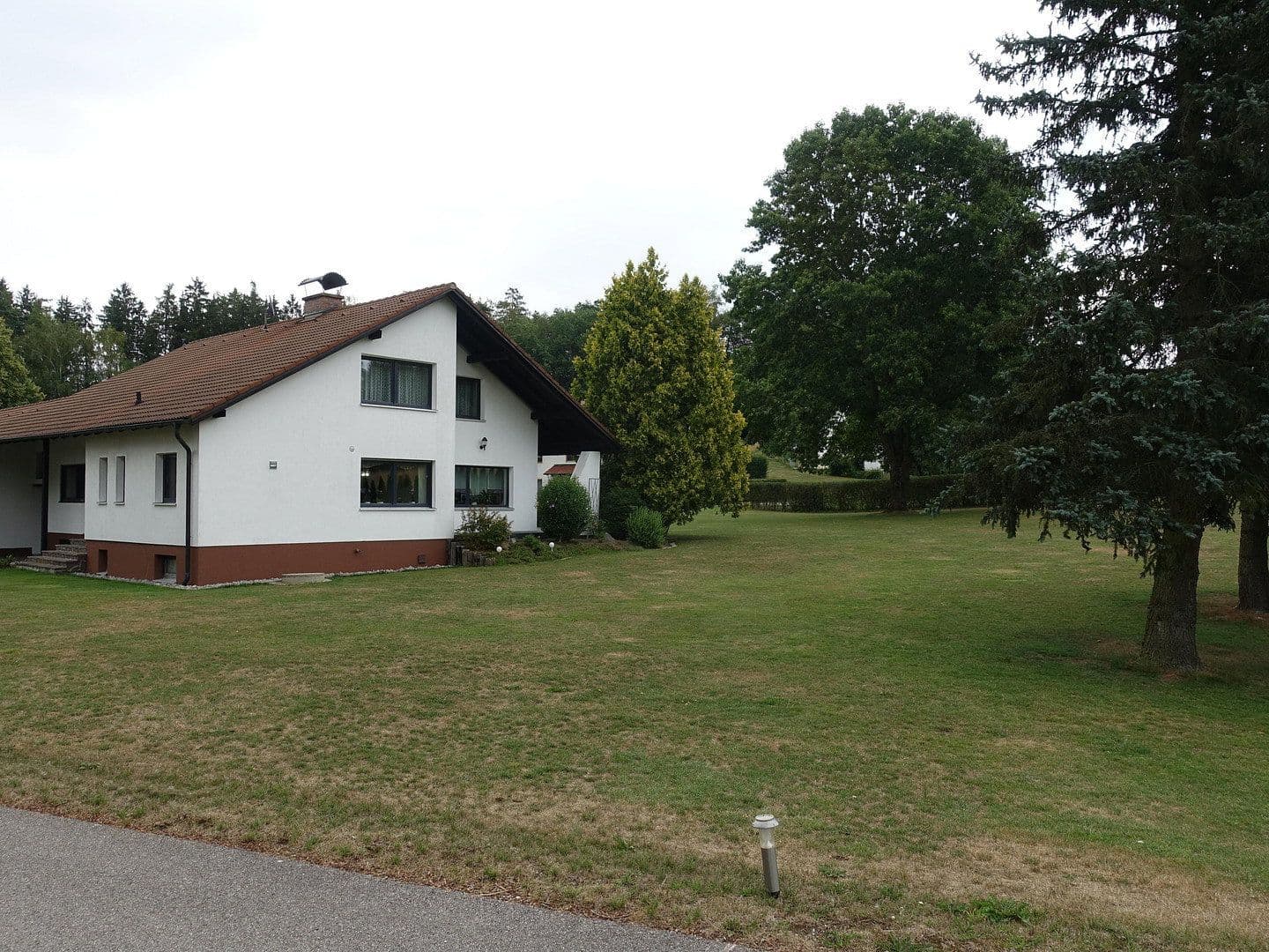 Prodej domu 167 m², pozemek 2.495 m², Laberweinting, Bavorsko Prodej domu 167 m², pozemek 2.495 m², Laberweinting, Bavorsko