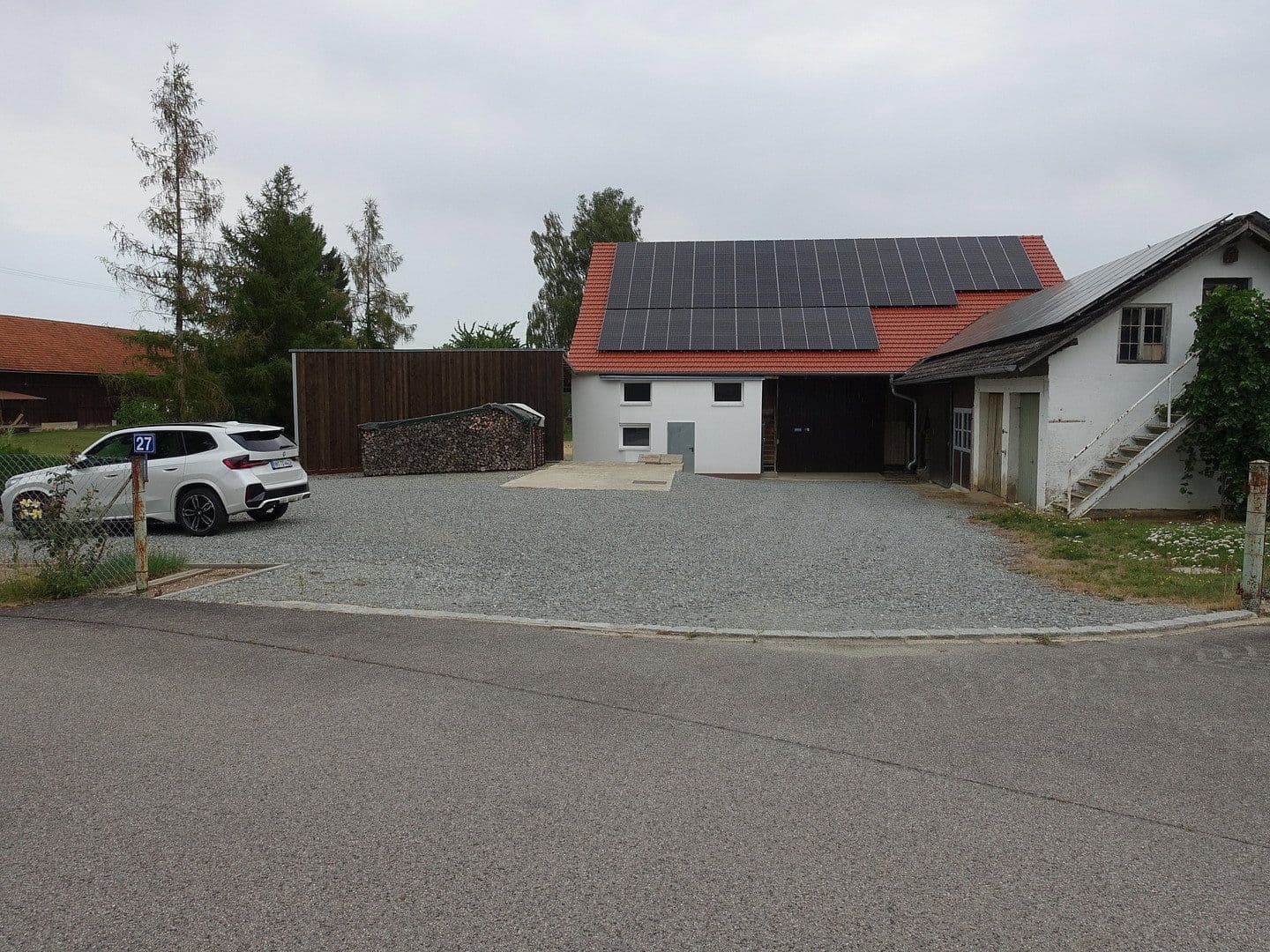 Prodej domu 167 m², pozemek 2.495 m², Laberweinting, Bavorsko Prodej domu 167 m², pozemek 2.495 m², Laberweinting, Bavorsko