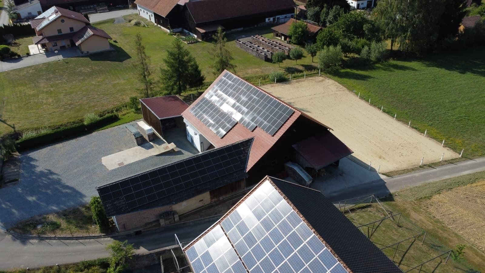 Prodej domu 167 m², pozemek 2.495 m², Laberweinting, Bavorsko Prodej domu 167 m², pozemek 2.495 m², Laberweinting, Bavorsko