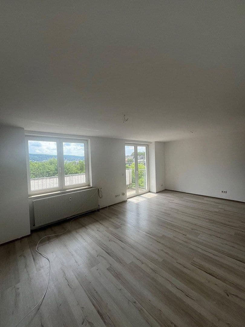 Pronájem bytu 4+1 97 m², Klimmweg 10, Wuppertal, Severní Porýní-Vestfálsko Pronájem bytu 4+1 97 m², Klimmweg 10, Wuppertal, Severní Porýní-Vestfálsko