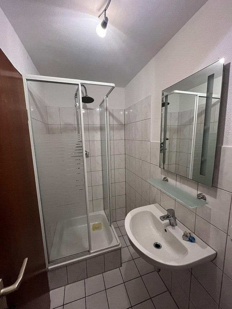 Pronájem bytu 4+1 97 m², Klimmweg 10, Wuppertal, Severní Porýní-Vestfálsko Pronájem bytu 4+1 97 m², Klimmweg 10, Wuppertal, Severní Porýní-Vestfálsko