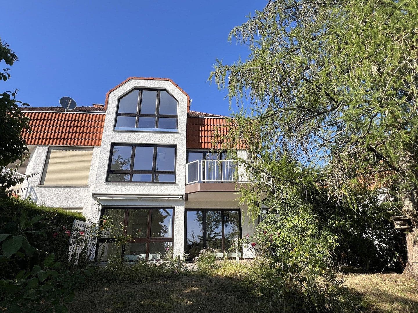Prodej domu 143 m², pozemek 304 m², Schlangenbad, Hessen Prodej domu 143 m², pozemek 304 m², Schlangenbad, Hessen