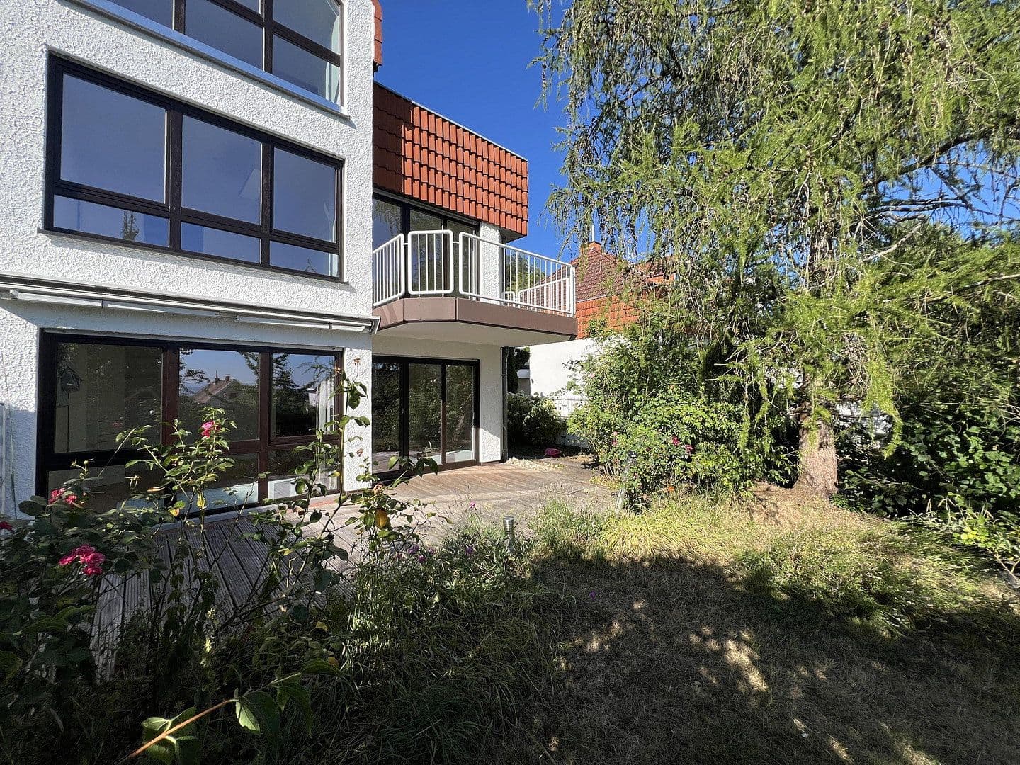 Prodej domu 143 m², pozemek 304 m², Schlangenbad, Hessen Prodej domu 143 m², pozemek 304 m², Schlangenbad, Hessen