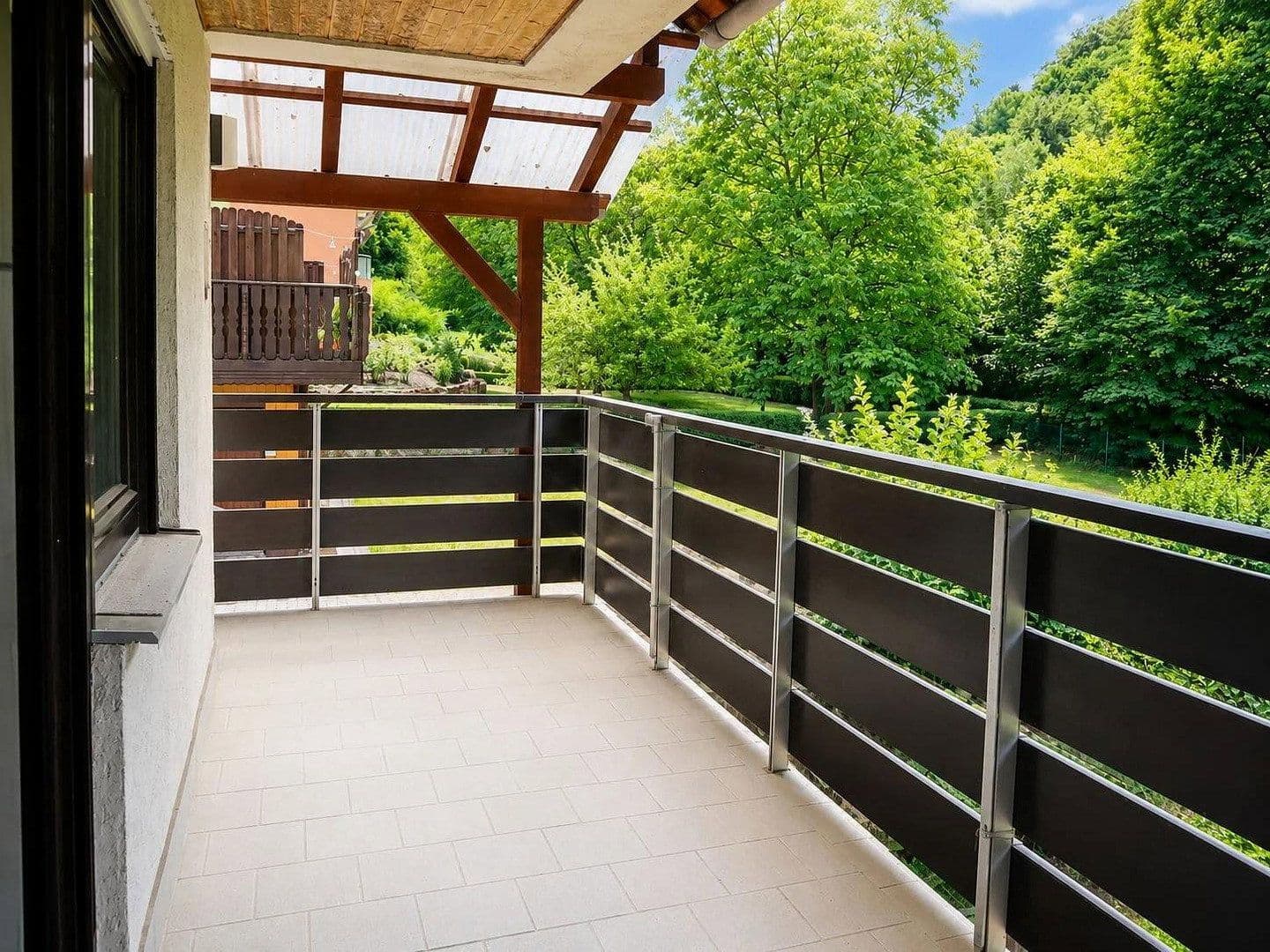 Prodej domu 182 m², pozemek 548 m², Finsterbachstraße 32, Pirmasens, Porýní-Falc Prodej domu 182 m², pozemek 548 m², Finsterbachstraße 32, Pirmasens, Porýní-Falc