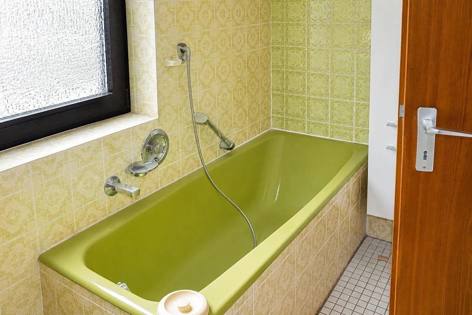 Prodej domu 182 m², pozemek 548 m², Finsterbachstraße 32, Pirmasens, Porýní-Falc Prodej domu 182 m², pozemek 548 m², Finsterbachstraße 32, Pirmasens, Porýní-Falc