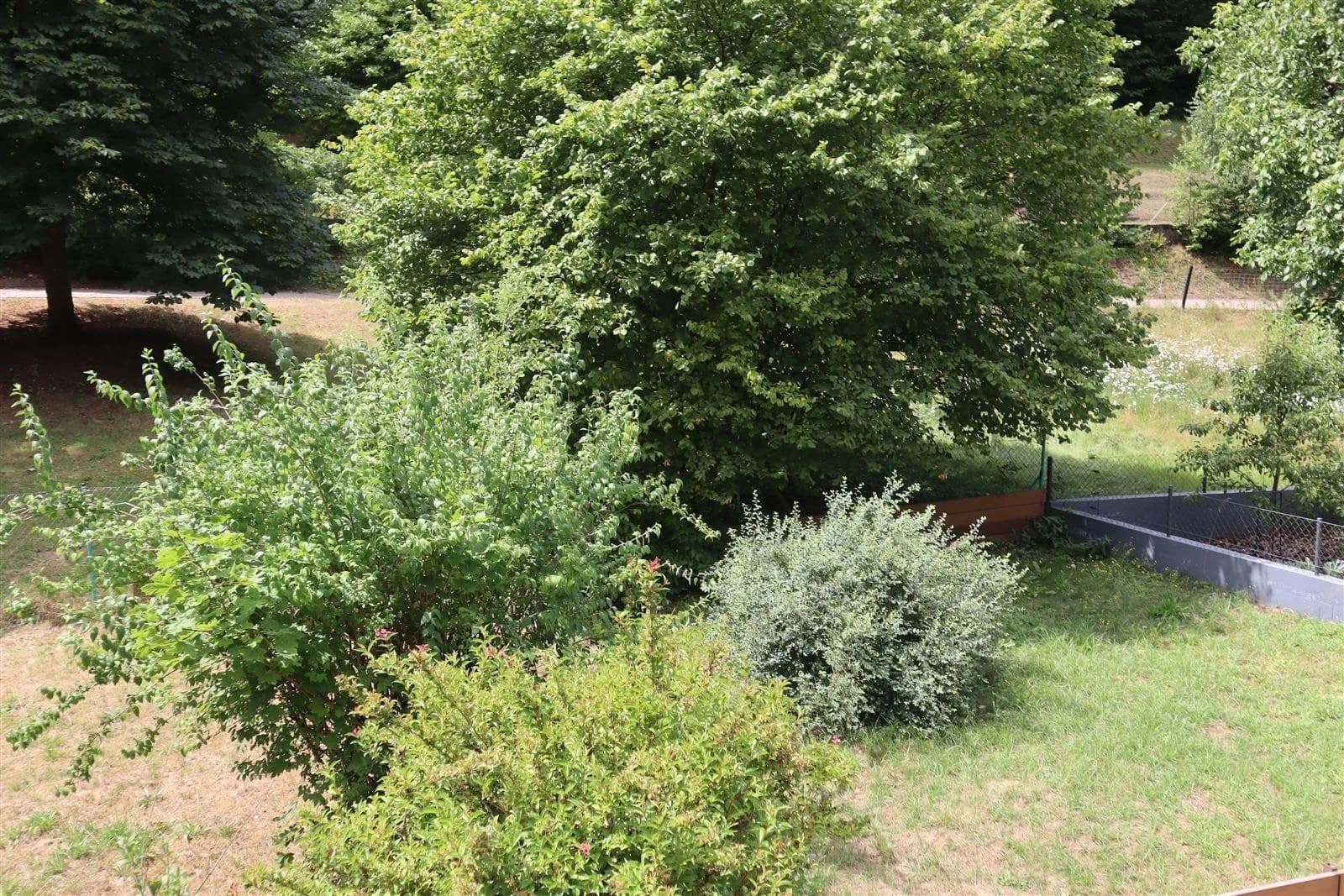 Prodej domu 182 m², pozemek 548 m², Finsterbachstraße 32, Pirmasens, Porýní-Falc Prodej domu 182 m², pozemek 548 m², Finsterbachstraße 32, Pirmasens, Porýní-Falc