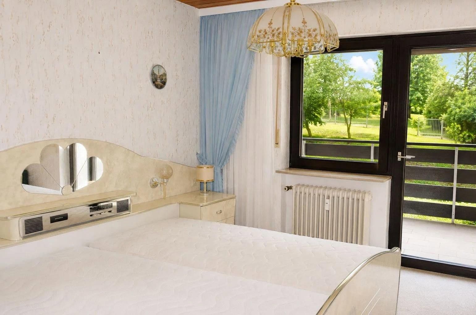 Prodej domu 182 m², pozemek 548 m², Finsterbachstraße 32, Pirmasens, Porýní-Falc Prodej domu 182 m², pozemek 548 m², Finsterbachstraße 32, Pirmasens, Porýní-Falc