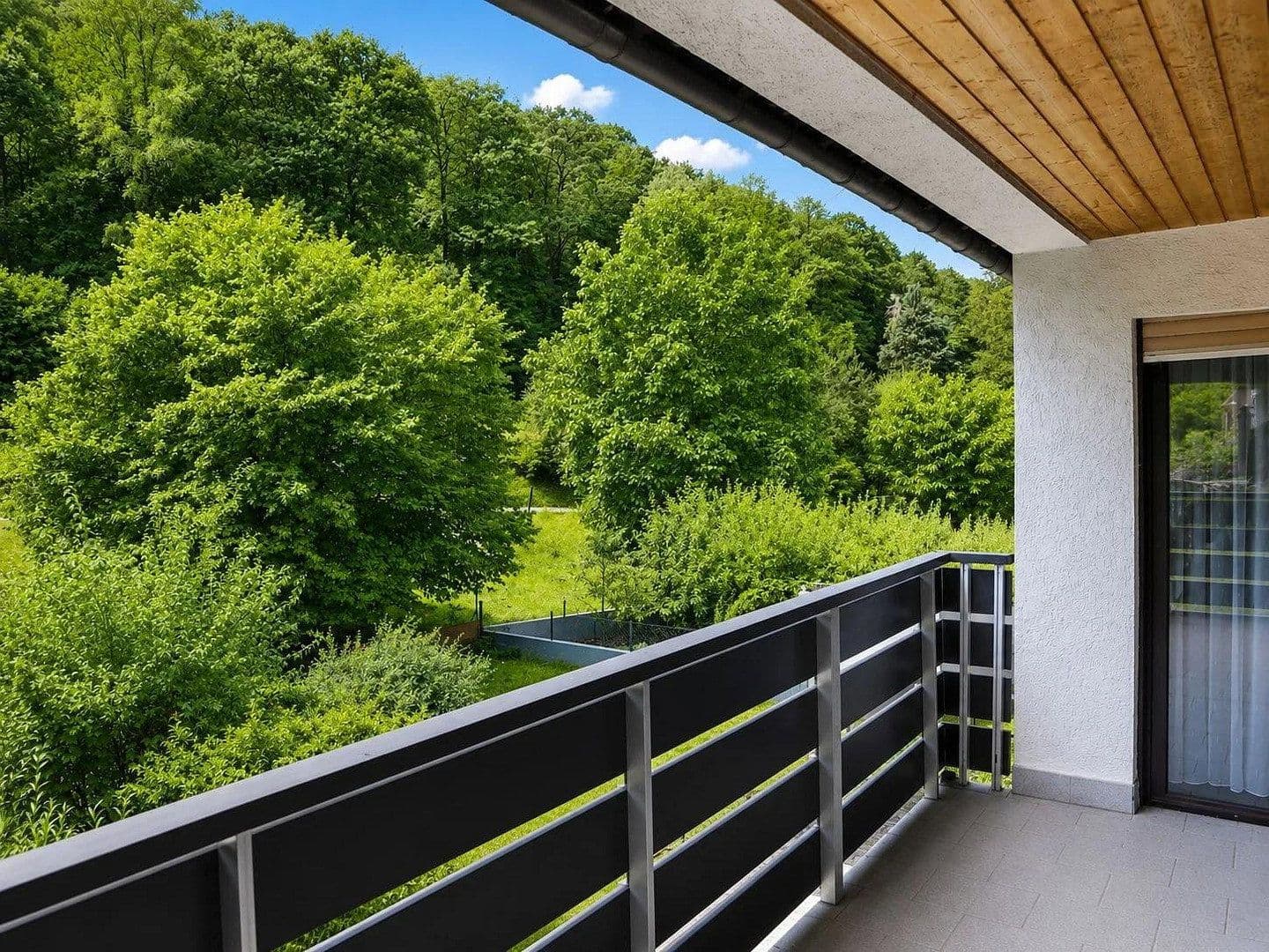 Prodej domu 182 m², pozemek 548 m², Finsterbachstraße 32, Pirmasens, Porýní-Falc Prodej domu 182 m², pozemek 548 m², Finsterbachstraße 32, Pirmasens, Porýní-Falc