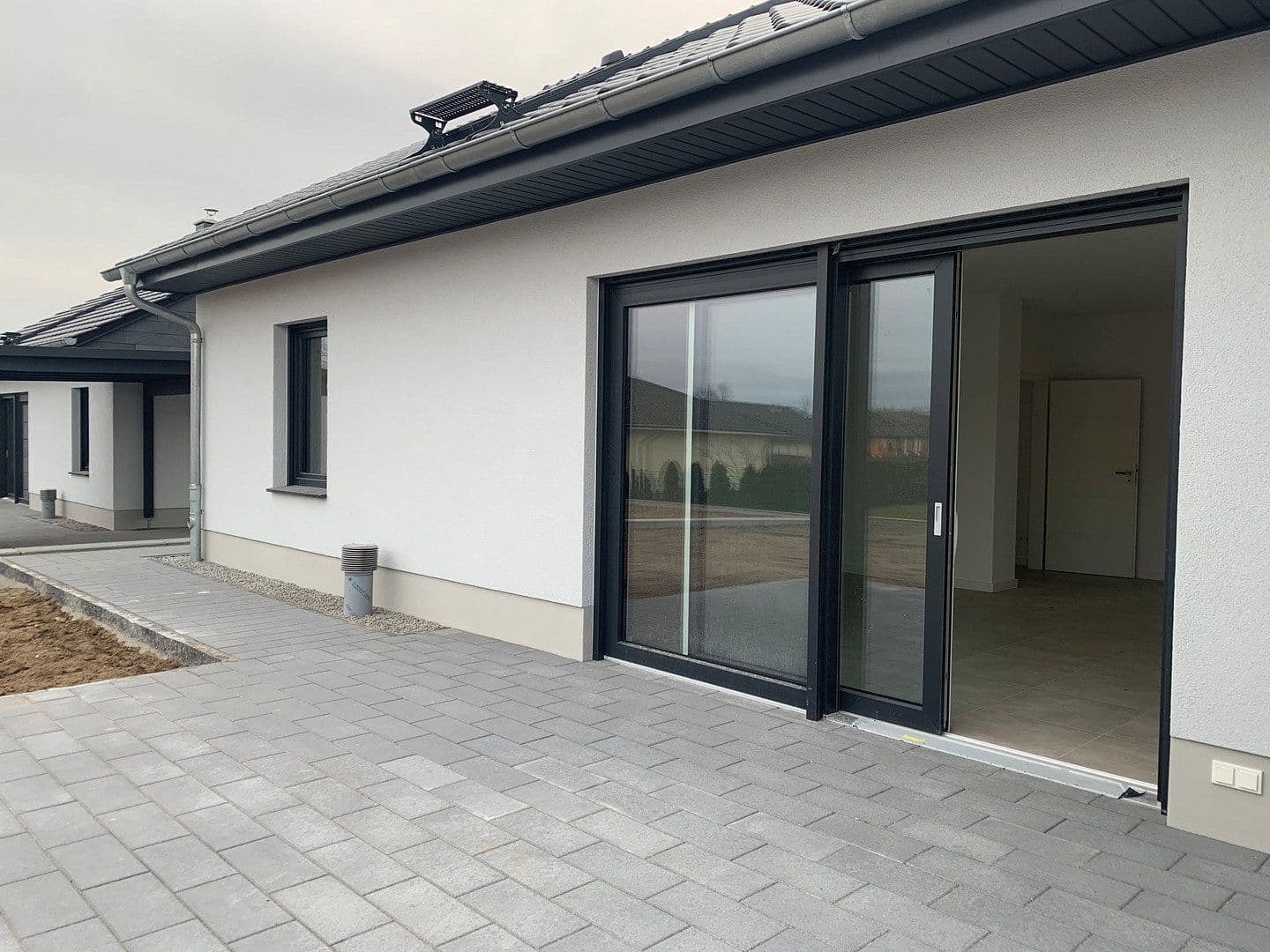 Pronájem bytu 3+1 101 m², Am Eßfeld 52b, Luckau, Braniborsko Pronájem bytu 3+1 101 m², Am Eßfeld 52b, Luckau, Braniborsko