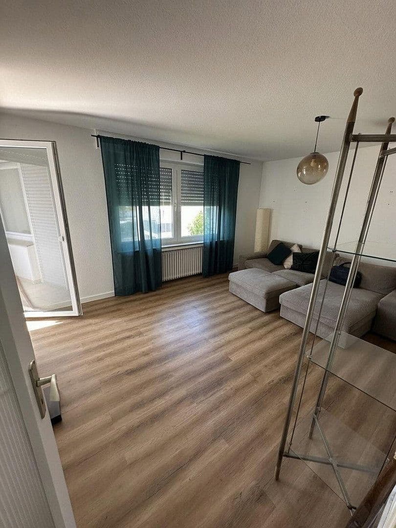 Pronájem bytu 3+1 67 m², Bad Salzuflen, Severní Porýní-Vestfálsko Pronájem bytu 3+1 67 m², Bad Salzuflen, Severní Porýní-Vestfálsko