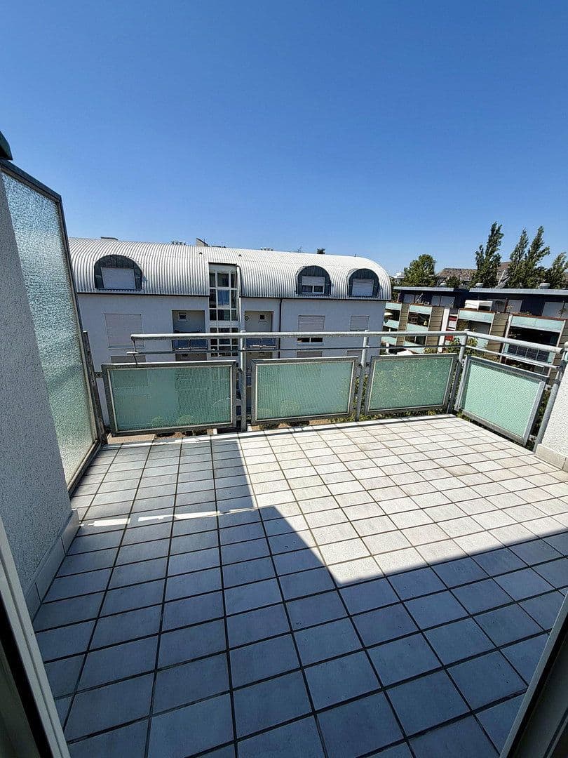 Pronájem bytu 2+1 75 m², Eberstadt, Hessen Pronájem bytu 2+1 75 m², Eberstadt, Hessen