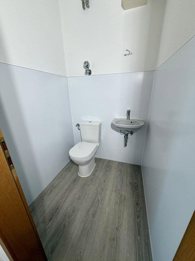 Pronájem bytu 2+1 75 m², Eberstadt, Hessen Pronájem bytu 2+1 75 m², Eberstadt, Hessen