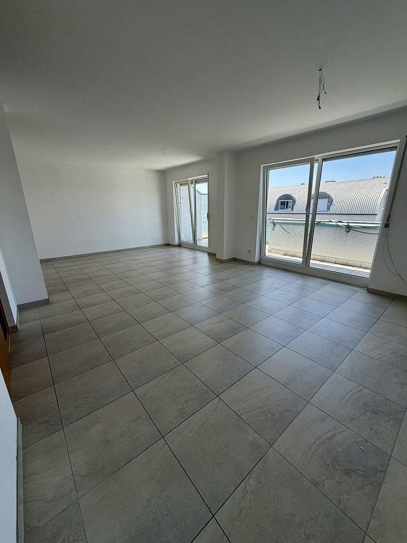Pronájem bytu 2+1 75 m², Eberstadt, Hessen Pronájem bytu 2+1 75 m², Eberstadt, Hessen