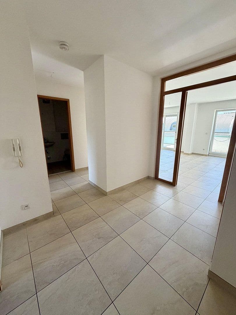 Pronájem bytu 2+1 75 m², Eberstadt, Hessen Pronájem bytu 2+1 75 m², Eberstadt, Hessen