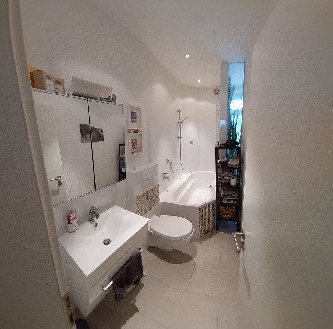 Prodej domu 220 m², pozemek 270 m², Ludwigshafen, Porýní-Falc Prodej domu 220 m², pozemek 270 m², Ludwigshafen, Porýní-Falc