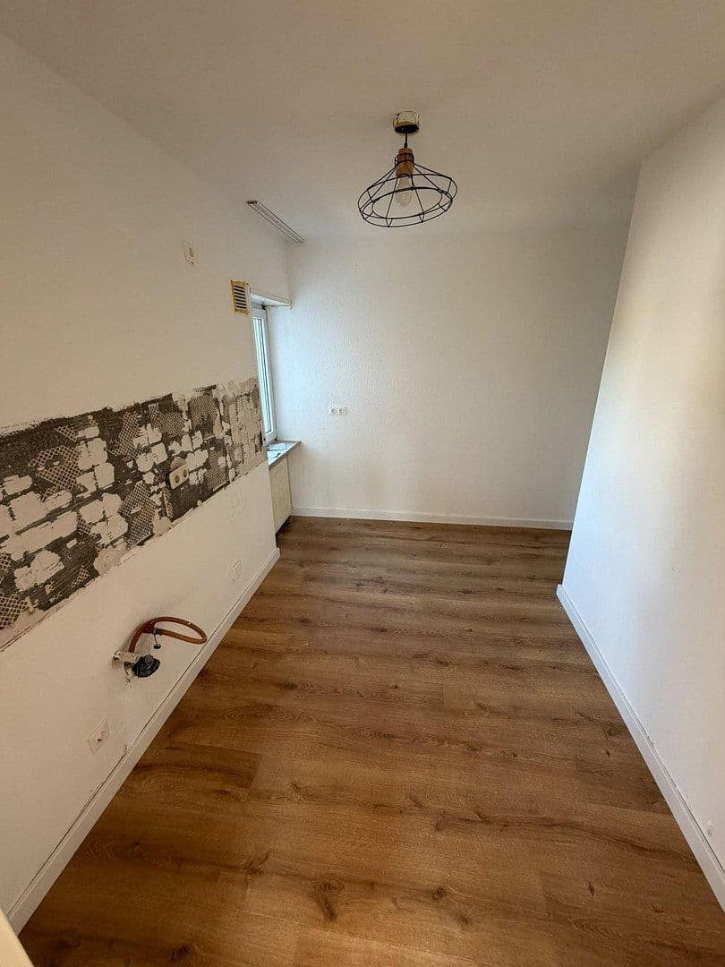 Pronájem bytu 4+1 100 m², Finkenweg, Elsenfeld, Bavorsko Pronájem bytu 4+1 100 m², Finkenweg, Elsenfeld, Bavorsko