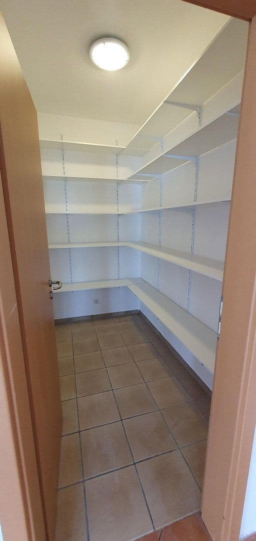 Prodej domu 180 m², pozemek 325 m², Bruchmühlbach-Miesau, Porýní-Falc Prodej domu 180 m², pozemek 325 m², Bruchmühlbach-Miesau, Porýní-Falc