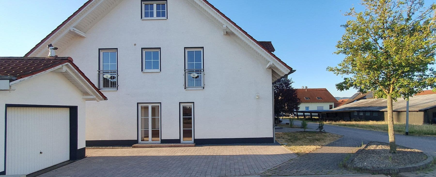 Prodej domu 180 m², pozemek 325 m², Bruchmühlbach-Miesau, Porýní-Falc Prodej domu 180 m², pozemek 325 m², Bruchmühlbach-Miesau, Porýní-Falc
