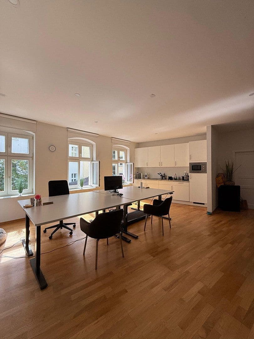 Pronájem kanceláře 100 m², Elisabethkirchstr. 17, Berlin, Berlín Pronájem kanceláře 100 m², Elisabethkirchstr. 17, Berlin, Berlín