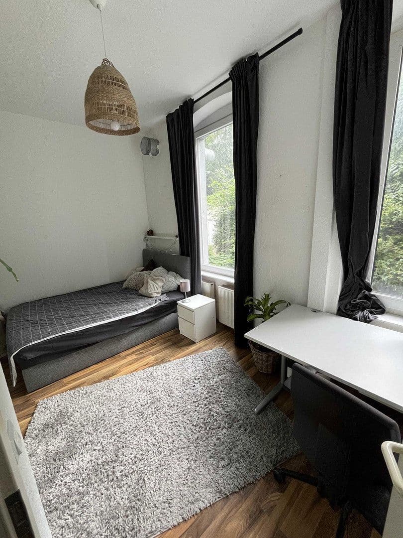Pronájem bytu 3+1 75 m², Natruper Straße 39, Osnabrück, Dolní Sasko Pronájem bytu 3+1 75 m², Natruper Straße 39, Osnabrück, Dolní Sasko