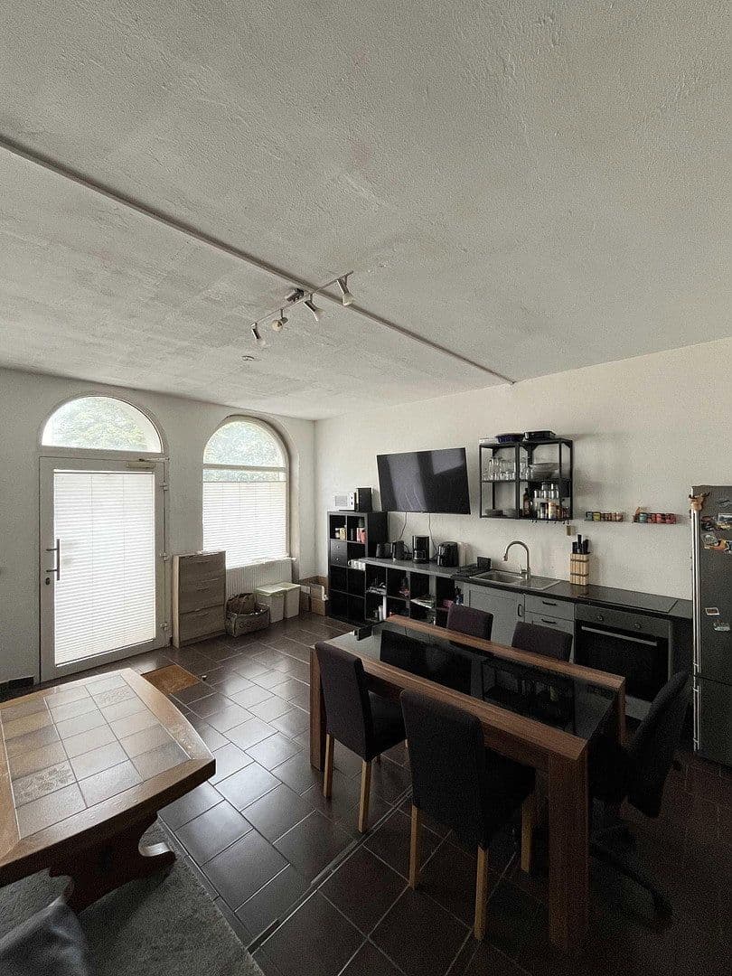 Pronájem bytu 3+1 75 m², Natruper Straße 39, Osnabrück, Dolní Sasko Pronájem bytu 3+1 75 m², Natruper Straße 39, Osnabrück, Dolní Sasko