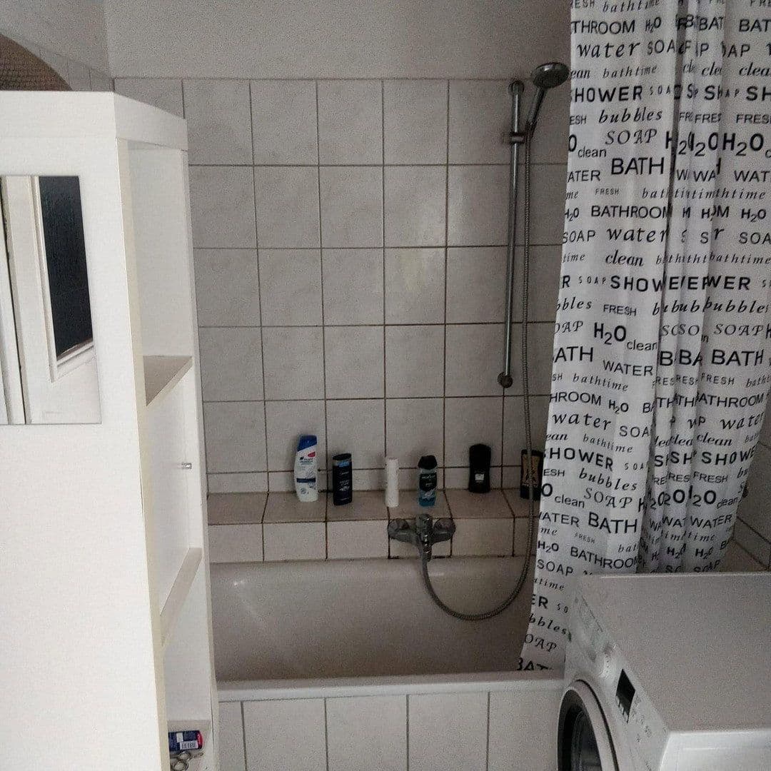 Pronájem bytu 4+1 105 m², Schlosswall 24, Osnabrück, Dolní Sasko Pronájem bytu 4+1 105 m², Schlosswall 24, Osnabrück, Dolní Sasko