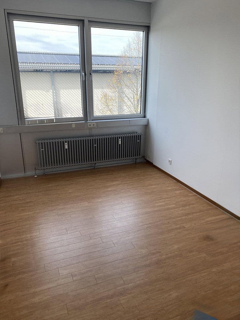 Pronájem kanceláře 105 m², Bürgermeister Graf Ring 10, Geretsried, Gelting, Bavorsko Pronájem kanceláře 105 m², Bürgermeister Graf Ring 10, Geretsried, Gelting, Bavorsko