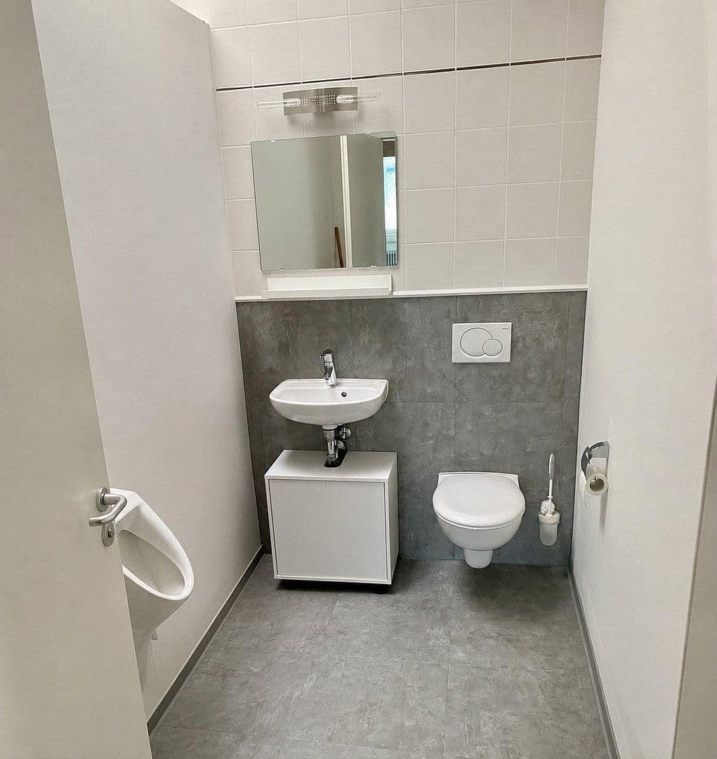 Pronájem kanceláře 105 m², Bürgermeister Graf Ring 10, Geretsried, Gelting, Bavorsko Pronájem kanceláře 105 m², Bürgermeister Graf Ring 10, Geretsried, Gelting, Bavorsko