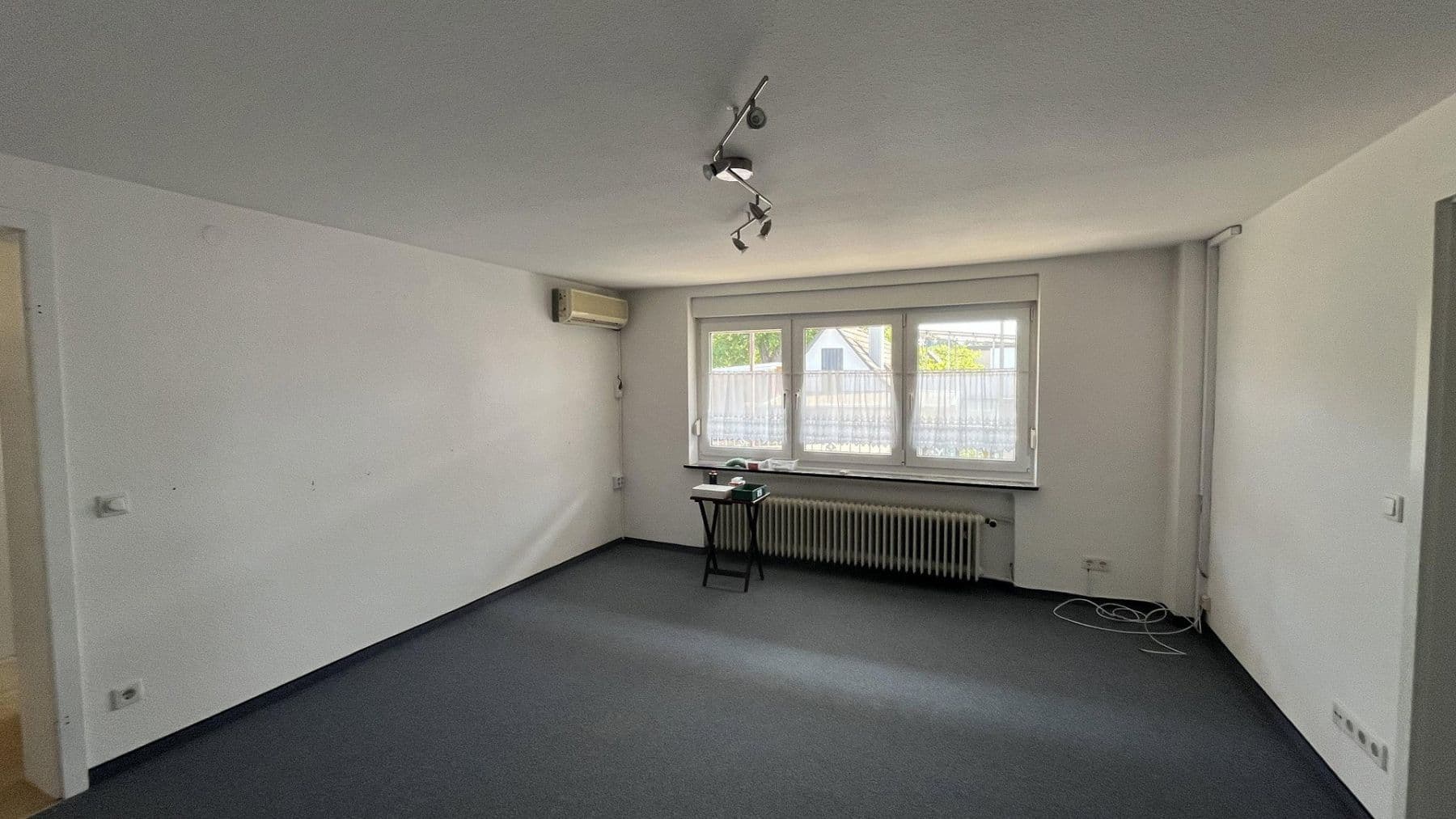 Pronájem domu 129 m², pozemek 600 m², Scheffelweg 15, Bretten, Bádensko-Württembersko Pronájem domu 129 m², pozemek 600 m², Scheffelweg 15, Bretten, Bádensko-Württembersko