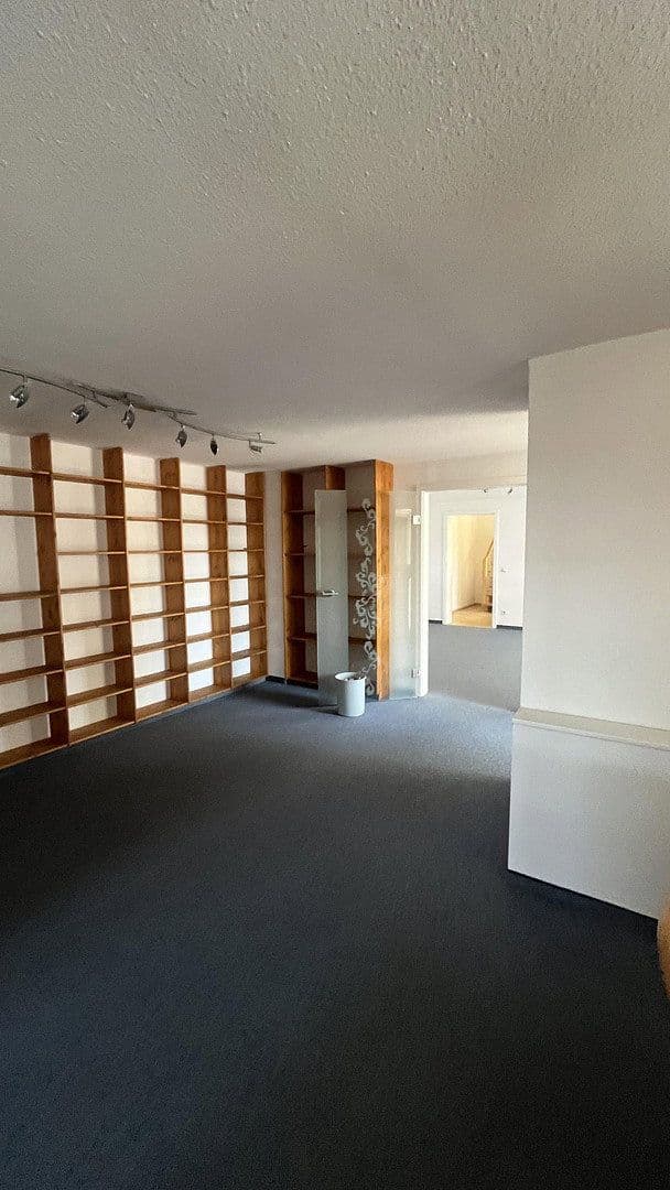 Pronájem domu 129 m², pozemek 600 m², Scheffelweg 15, Bretten, Bádensko-Württembersko Pronájem domu 129 m², pozemek 600 m², Scheffelweg 15, Bretten, Bádensko-Württembersko