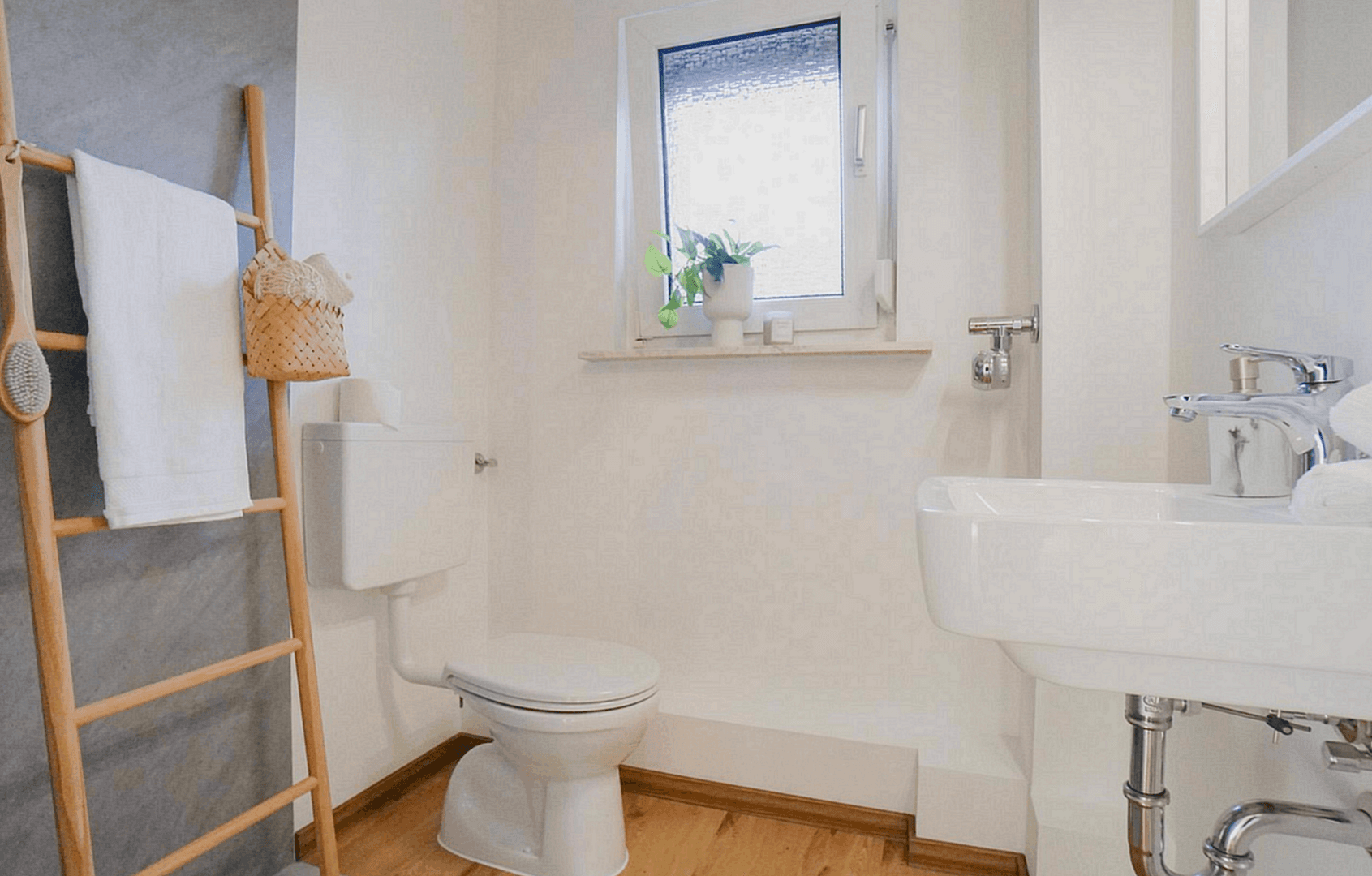 Pronájem bytu 3+1 68 m², Bremerhaven, Bremen Pronájem bytu 3+1 68 m², Bremerhaven, Bremen