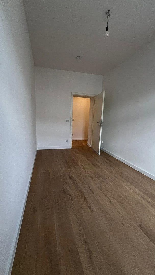 Pronájem bytu 4+1 86 m², Bellermannstr 13, Berlin, Berlín Pronájem bytu 4+1 86 m², Bellermannstr 13, Berlin, Berlín