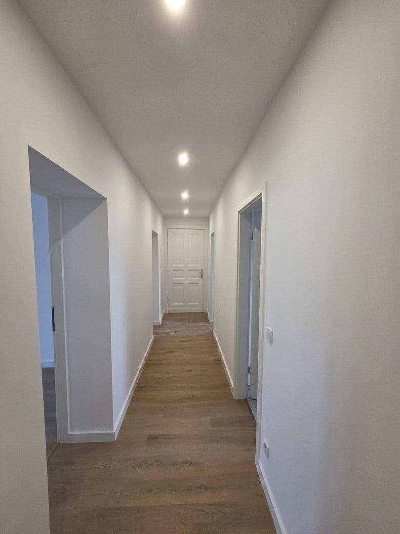Pronájem bytu 4+1 86 m², Bellermannstr 13, Berlin, Berlín Pronájem bytu 4+1 86 m², Bellermannstr 13, Berlin, Berlín