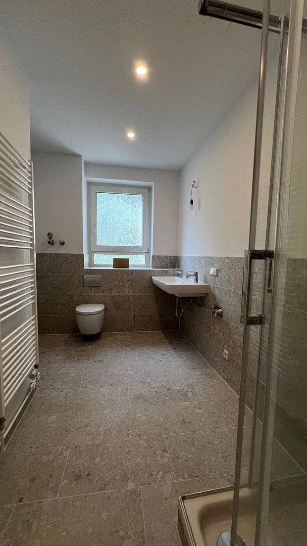 Pronájem bytu 4+1 86 m², Bellermannstr 13, Berlin, Berlín Pronájem bytu 4+1 86 m², Bellermannstr 13, Berlin, Berlín