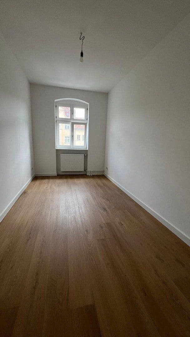 Pronájem bytu 4+1 86 m², Bellermannstr 13, Berlin, Berlín Pronájem bytu 4+1 86 m², Bellermannstr 13, Berlin, Berlín