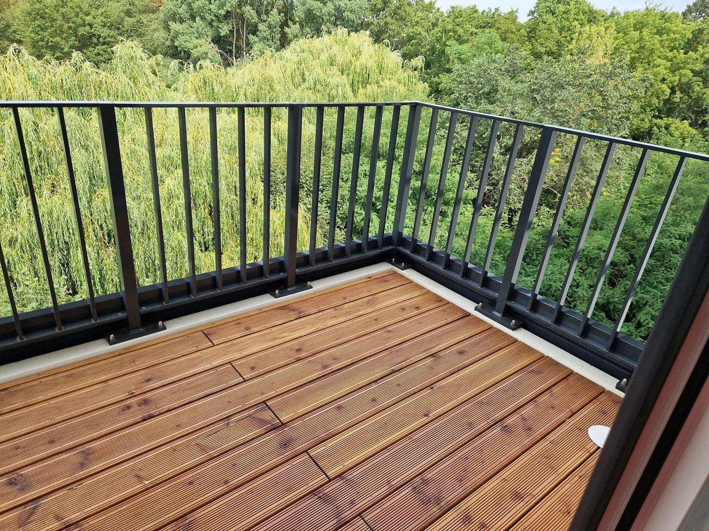 Prodej bytu 4+1 97 m², Berlin, Berlín Prodej bytu 4+1 97 m², Berlin, Berlín