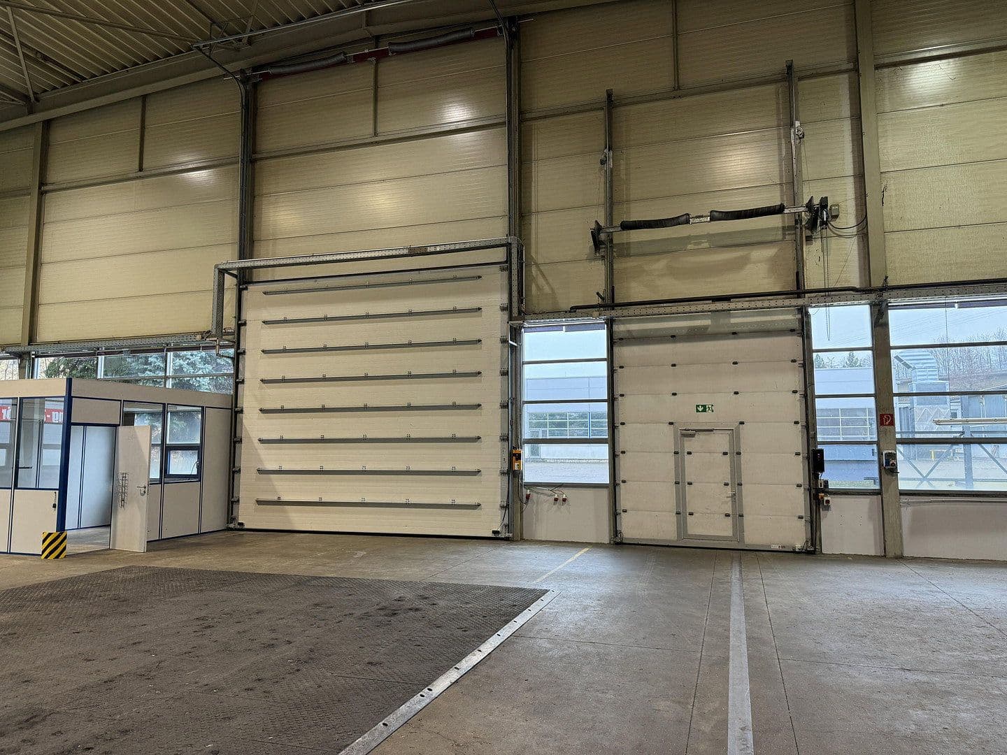 Pronájem nebytového prostoru 3.182 m², Dohna, Sasko Pronájem nebytového prostoru 3.182 m², Dohna, Sasko