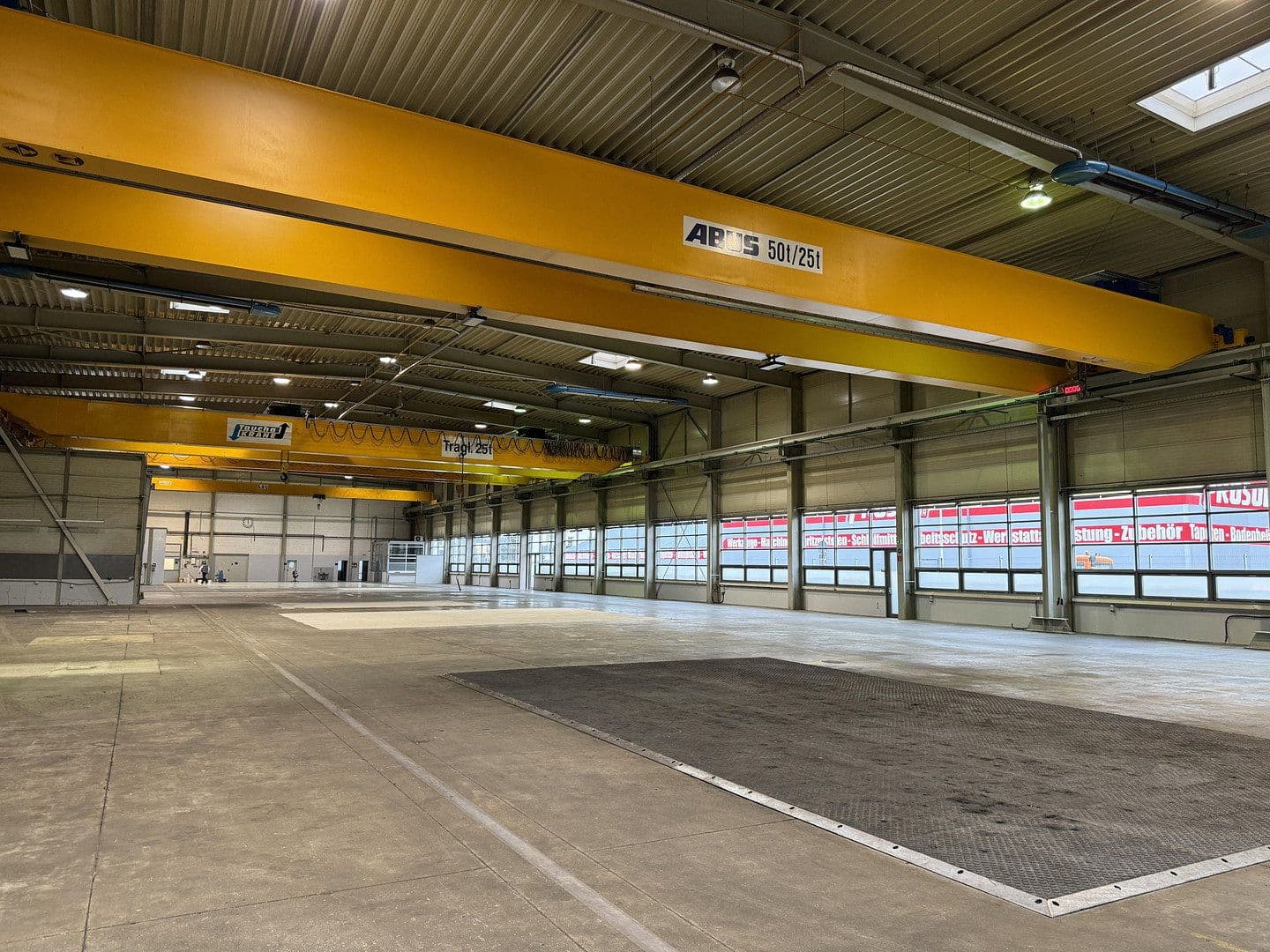 Pronájem nebytového prostoru 3.182 m², Dohna, Sasko Pronájem nebytového prostoru 3.182 m², Dohna, Sasko