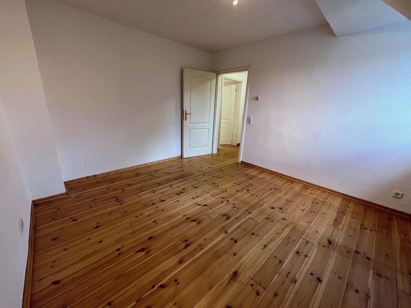 Pronájem bytu 2+1 42 m², Heiligenhaus, Severní Porýní-Vestfálsko Pronájem bytu 2+1 42 m², Heiligenhaus, Severní Porýní-Vestfálsko