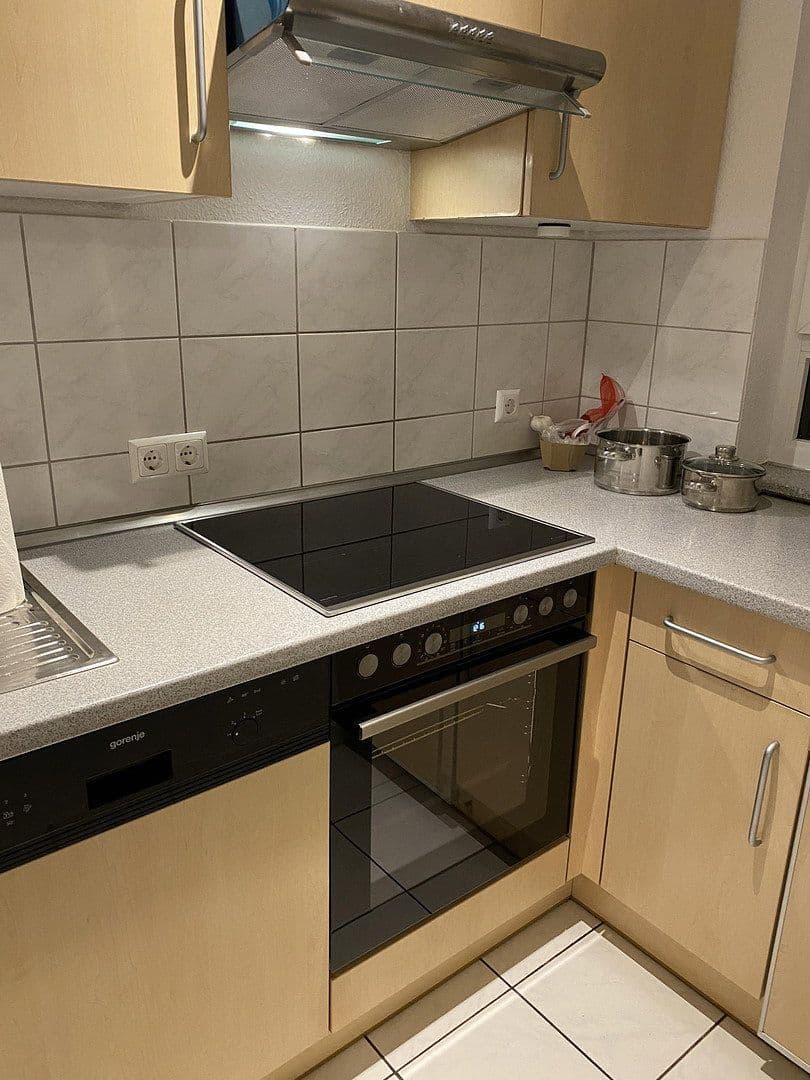 Pronájem bytu 2+1 49 m², Rosensteinstraße 31, Stuttgart, Bádensko-Württembersko Pronájem bytu 2+1 49 m², Rosensteinstraße 31, Stuttgart, Bádensko-Württembersko