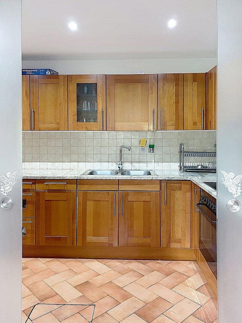 Prodej domu 120 m², pozemek 530 m², Schaberger Straße 81, Solingen, Severní Porýní-Vestfálsko Prodej domu 120 m², pozemek 530 m², Schaberger Straße 81, Solingen, Severní Porýní-Vestfálsko