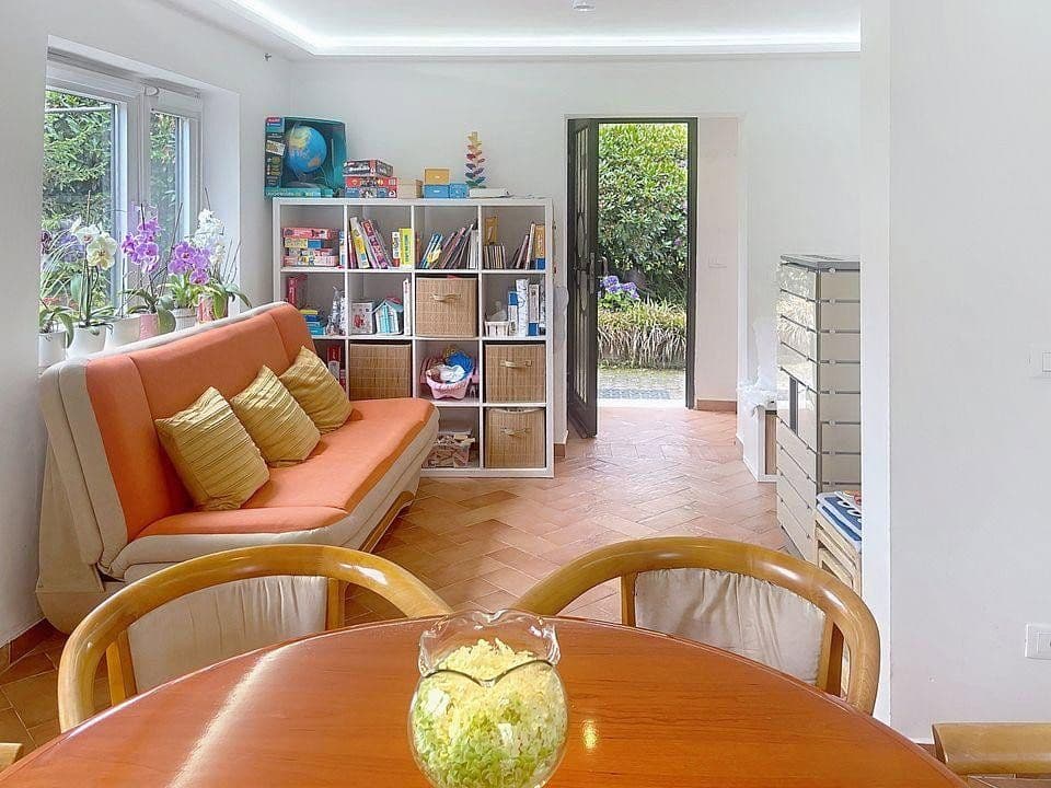 Prodej domu 120 m², pozemek 530 m², Schaberger Straße 81, Solingen, Severní Porýní-Vestfálsko Prodej domu 120 m², pozemek 530 m², Schaberger Straße 81, Solingen, Severní Porýní-Vestfálsko