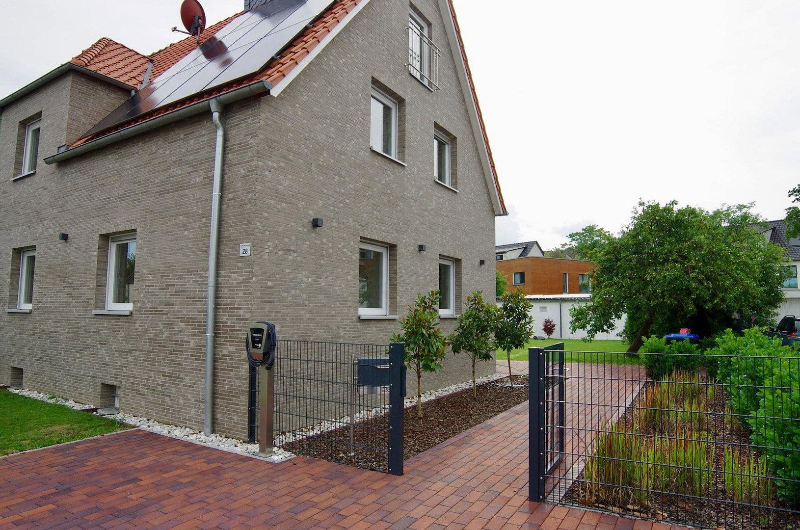 Pronájem domu 133 m², pozemek 591 m², Köhlerbergstraße 28, Wolfsburg, Dolní Sasko Pronájem domu 133 m², pozemek 591 m², Köhlerbergstraße 28, Wolfsburg, Dolní Sasko