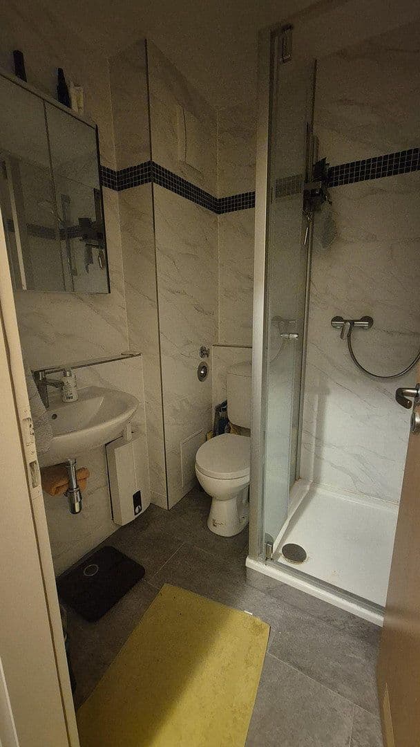 Prodej bytu 1+1 35 m², Troisdorf, Severní Porýní-Vestfálsko Prodej bytu 1+1 35 m², Troisdorf, Severní Porýní-Vestfálsko