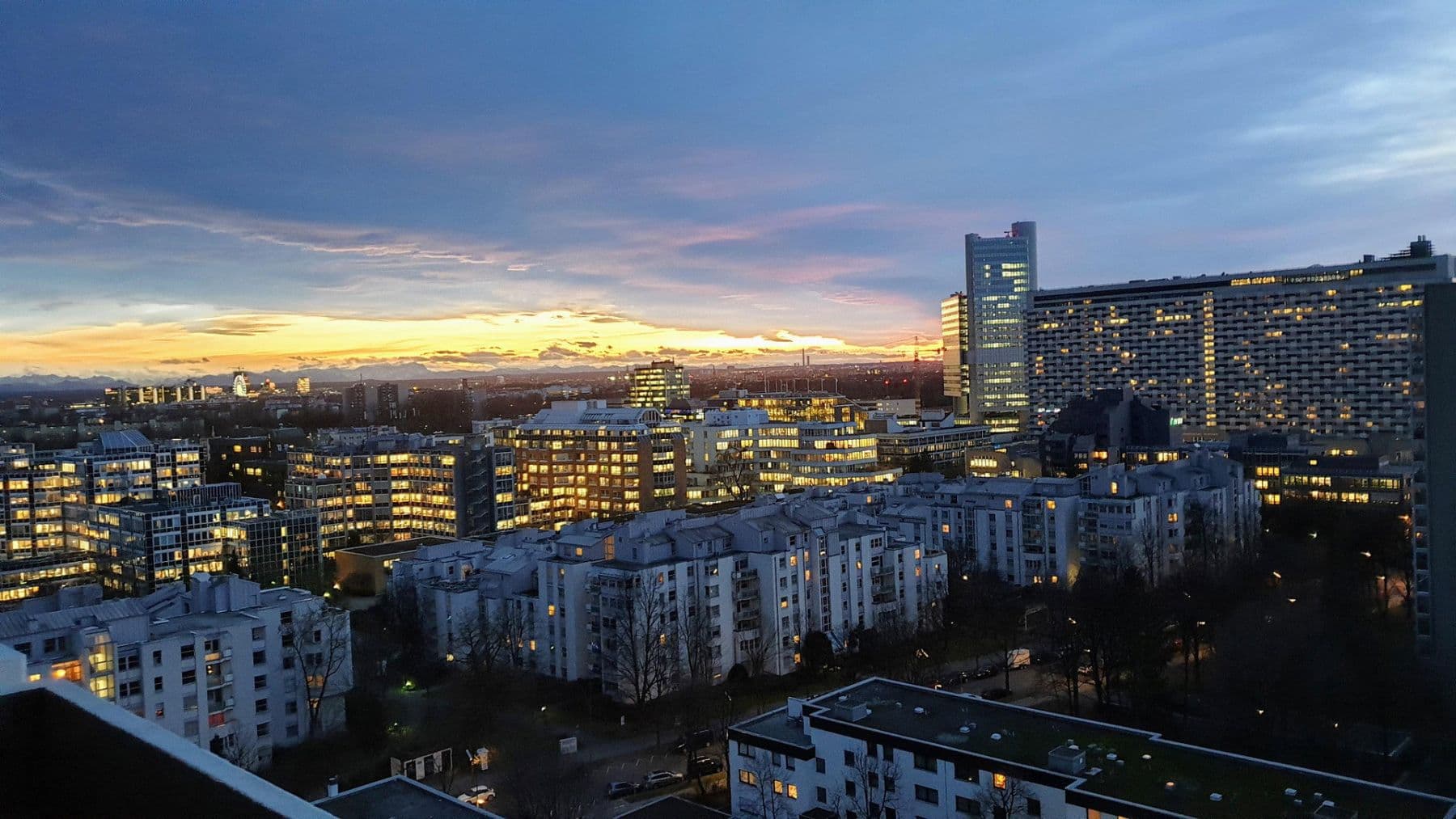 Prodej bytu 3+1 81 m², Elektrastr. 15, München, Bavorsko Prodej bytu 3+1 81 m², Elektrastr. 15, München, Bavorsko