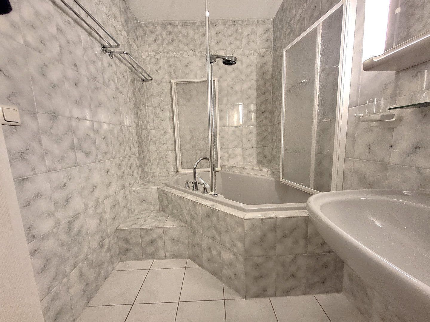 Prodej bytu 3+1 81 m², Elektrastr. 15, München, Bavorsko Prodej bytu 3+1 81 m², Elektrastr. 15, München, Bavorsko
